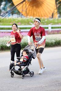 BIB: 
                            <button type="button" onclick="openModal(27854290)" class="btn btn-primary btn-sm float-right btn-popup" data-toggle="modal" data-target=".modal-high-quality">
                        <i class="fas fa-shopping-cart"></i> Add to Cart
                    </button>
                                            <button type="button" onclick="isThisMe(27854290, true)" class="btn btn-success btn-sm float-right btn-popup btn-isme hidden" data-toggle="tooltip" data-placement="bottom" title="นี่คือรูปของคุณใช่ไหม คลิกที่นี่เพื่อเอาเข้าอัลบั้ม">
                        <i class="fas fa-plus"></i> Add to album
                    </button>
                    <button type="button" onclick="isThisMe(27854290, false)" class="btn btn-warning btn-sm float-right btn-popup btn-isnotme hidden">
                        <i class="fas fa-ban"></i> Remove from album
                    </button>